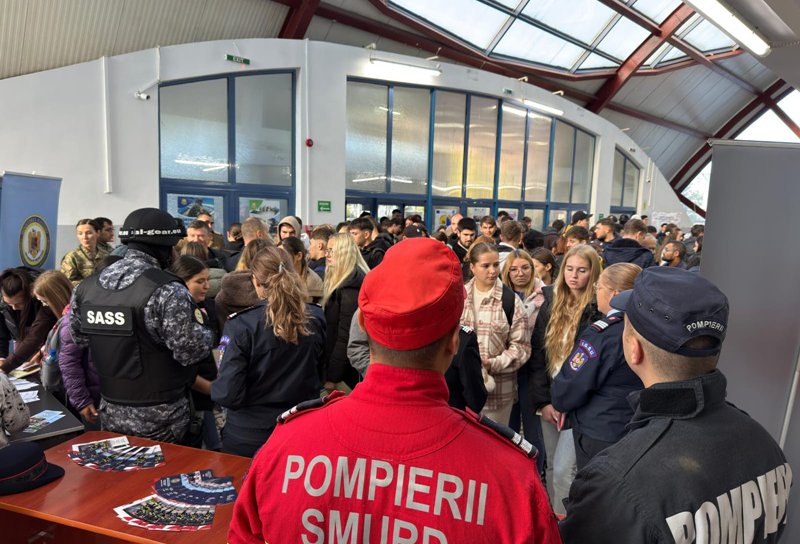 ISU Botoșani prezent la Bursa Locurilor de Muncă pentru Absolvenți