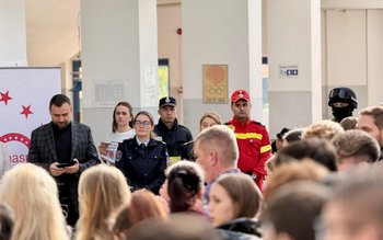 215 participanți la Bursa Locurilor …