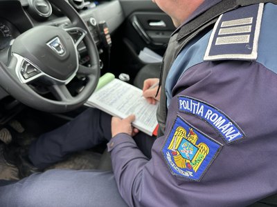 Acțiunea polițiștilor pentru siguranța publică, …