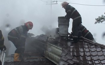 Incendii izbucnite în două localități …