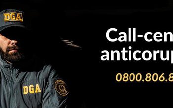 Agenți de poliție din cadrul …