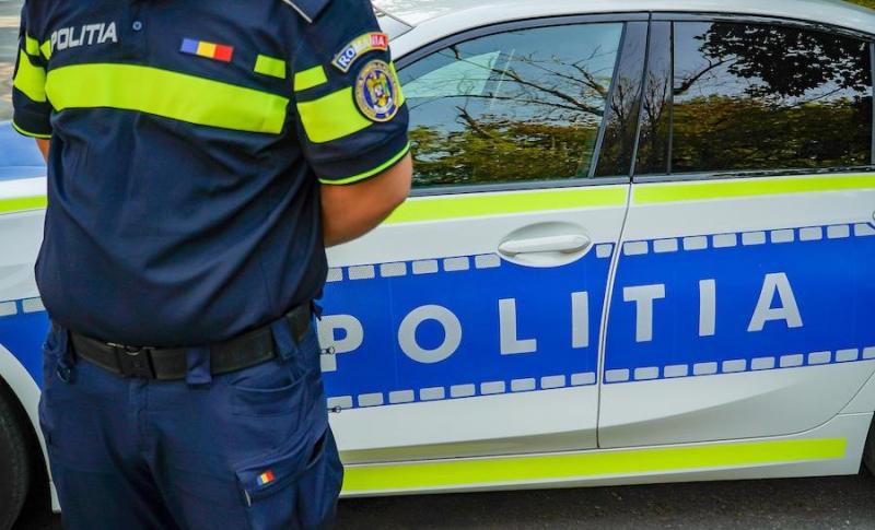 Peste 40 de permise de conducere și certificate de înmatriculare reținute de polițiști în week-end