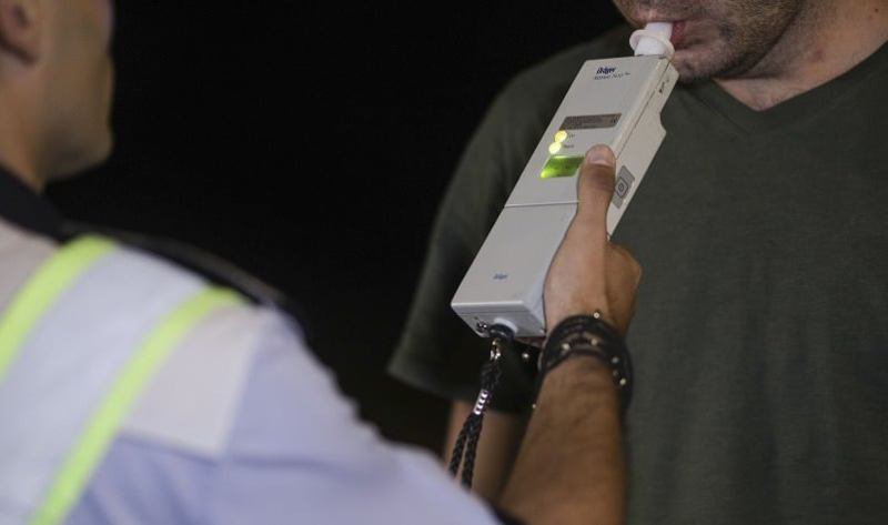 Reținut pentru 24 de ore după ce a fost depistat în trafic cu o alcoolemie de 1,24 mg/l alcool pur în aerul expirat