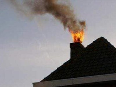 Incendiu la o casă din …