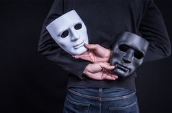 „Dă-ți masca jos!” Super Party …