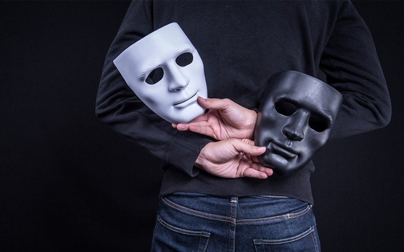 „Dă-ți masca jos!” Super Party IPJ Botoșani în colaborare cu trupa de teatru DRAMA