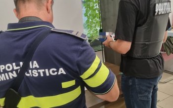 Percheziții efectuate de polițiștii de …