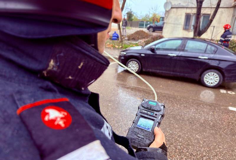 ISU Botoșani – Sesizare privind un miros de gaz pe strada Împărat Traian din municipiul Botoșani
