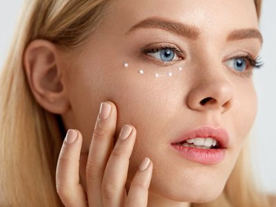 Crema pentru conturul ochilor. Chiar …