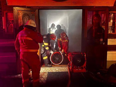 Incendiu la Biserica „Adormirea Maicii …