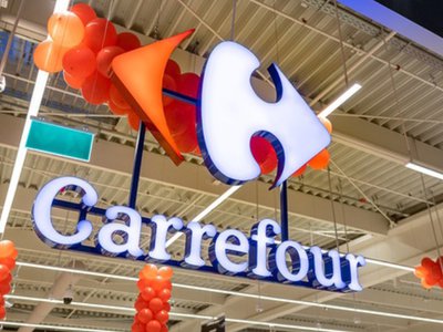 Carrefour ar vrea să plece …