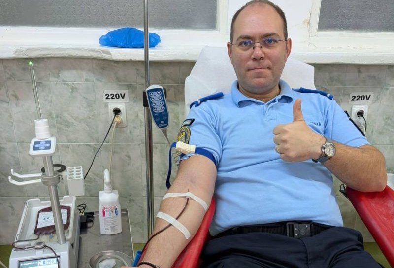 Jandarmii botoșăneni continuă campania națională „Donează sânge! Salvează o viață!”