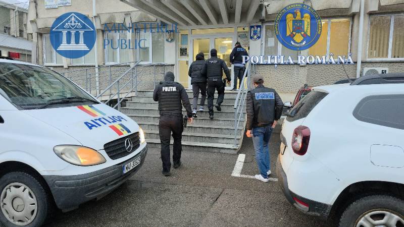 Persoane reținute în urma perchezițiilor desfășurate în Botoșani în cadrul acțiunii Jupiter