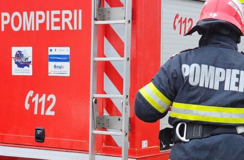 Incendiu produs într-o gospodărie din comuna Manoleasa