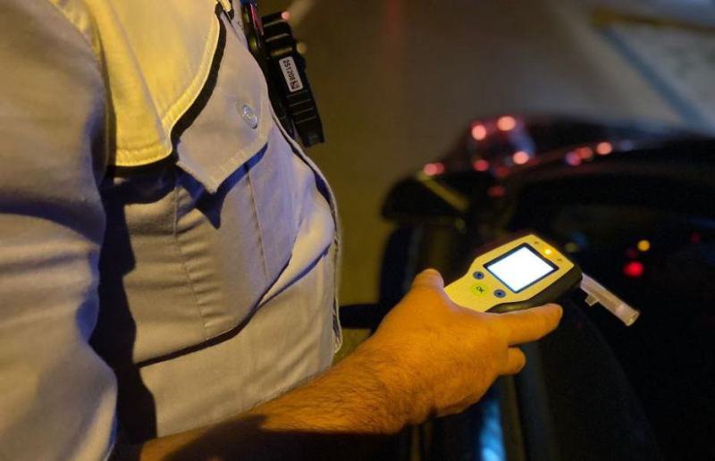 Șofer băut scos din trafic de polițiști