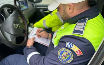 Autovehicul neînmatriculat identificat în trafic …