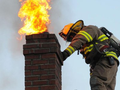 ATENȚIE! Curățați coșurile de fum. …