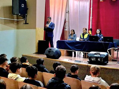 „Scoate violența școlară din anonimat” …