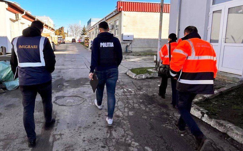 Acțiuni pentru prevenirea și combaterea șederii ilegale și a muncii nedeclarate desfășurate de polițiștii de imigrări din Botoșani