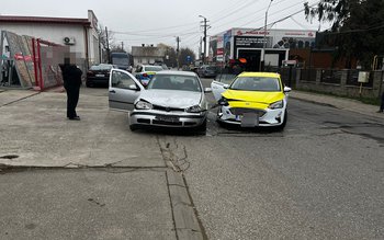 Fată de 16 ani ajunsă …