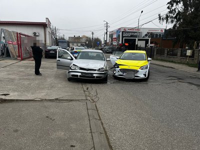 Fată de 16 ani ajunsă …