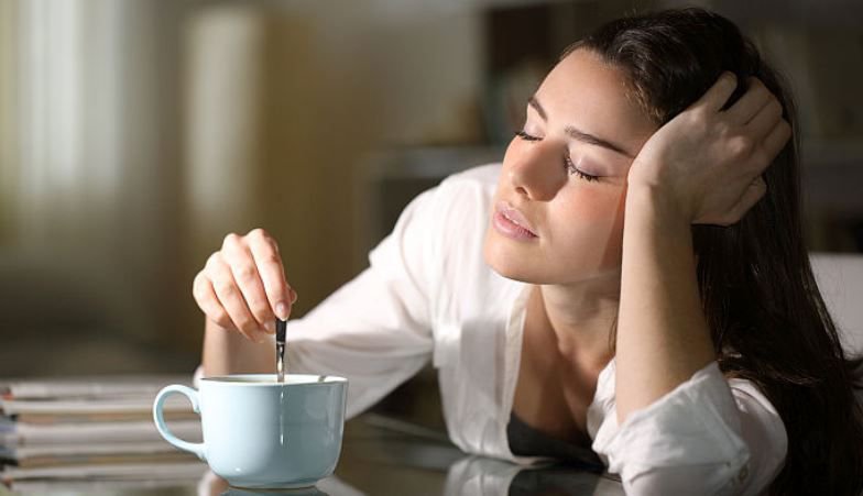 Dacă sunteţi lipsiți de vlagă și obosiți, puteți suferi de o boală gravă! Semnele ce nu trebuie ignorate