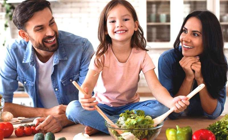 Ce este cel mai bine să mănânce copiii de vârsta școlară