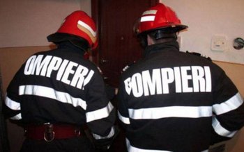 Saună cuprinsă de flăcări într-o …