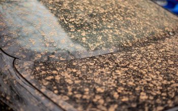 Val de praf saharian deasupra …