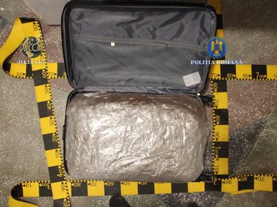 Botoșăneni cercetați pentru trafic de …