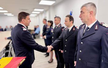 Pompieri înaintați în grad de …