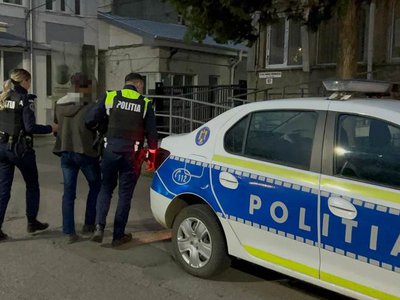 Bărbat de 43 de ani, …