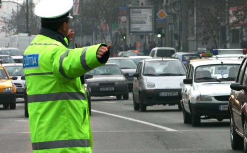 Autoturism neînmatriculat scos din trafic de polițiști
