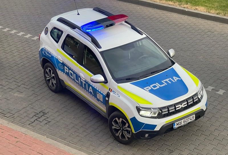 Acțiune a polițiștilor pentru prevenirea infracțiunilor stradale desfășurată la Dorohoi