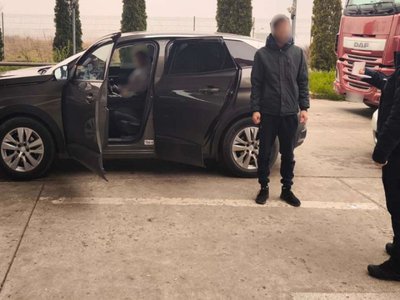 Urmărit pentru furt, depistat de …