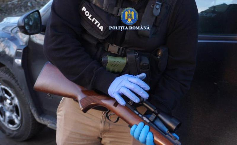 Bărbați reținuți pentru braconaj, amenințare si nerespectarea regimului armelor și munițiilor