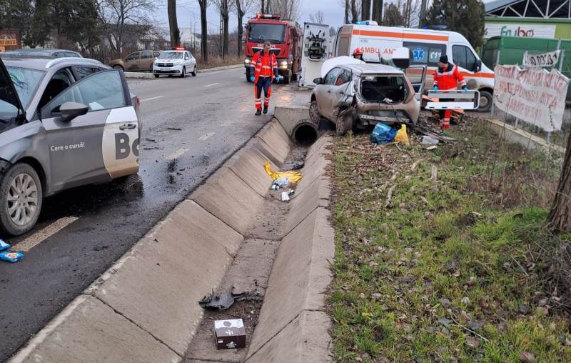 O femeie în vârstă de 36 de ani a ajuns la spital în urma unui accident rutier petrecut la Sulița