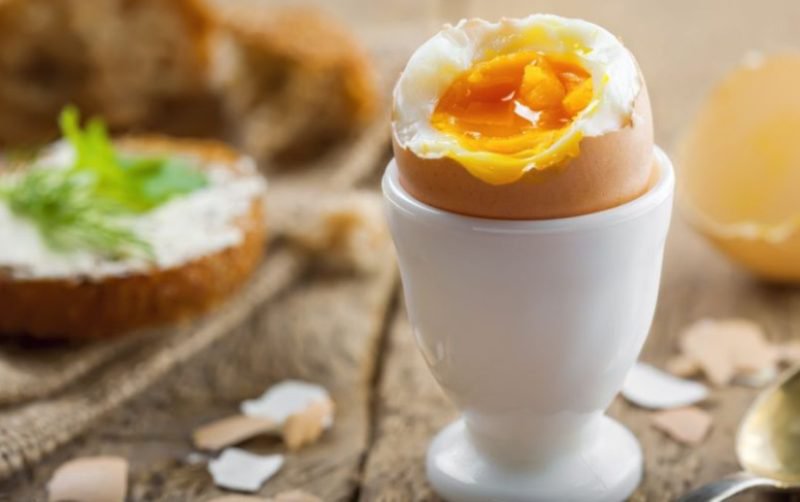 Top 5 alimente care „păcălesc” foamea