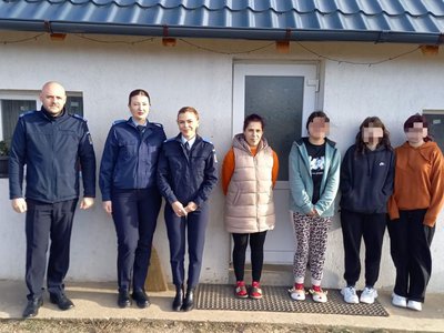 Jandarmii botoșăneni au dăruit cadouri …