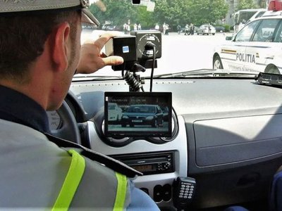 Aproximativ 40 de șoferi sancționați …