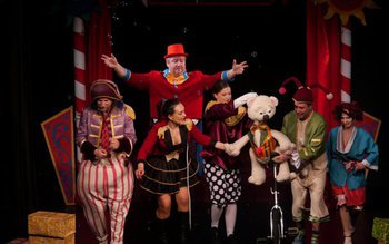 Teatrul „Vasilache” Botoșani vă invită …