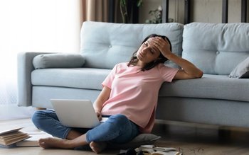 De ce mă simt mereu …