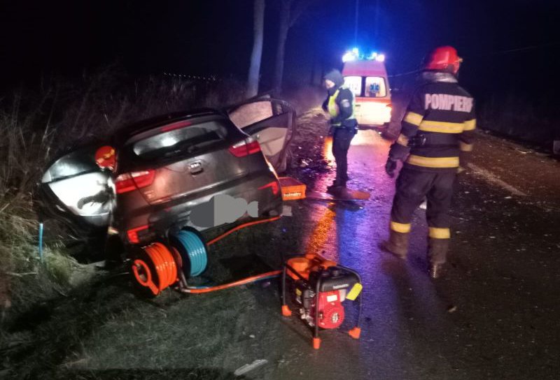 Doi bărbați au ajuns la spital în urma unui accident rutier produs în comuna Prăjeni