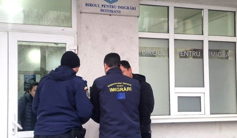 Acțiune a polițiștilor de imigrări și jandarmilor în județul Botoșani: Doi cetățeni din Republica Moldova, depistați cu ședere ilegală