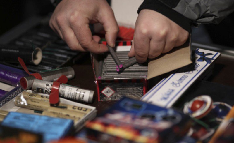 60 de articole identificate în urma unui control efectuat de polițiști