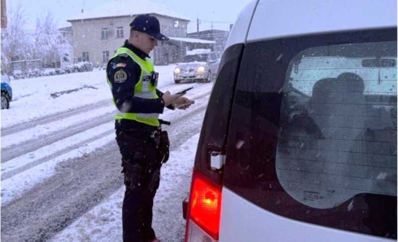 Amenzi de peste 4.000 de lei într-o acțiune a polițiștilor la Darabani