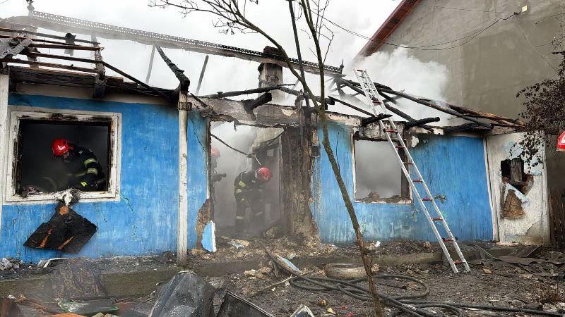 Bărbat în vârstă de 55 de ani decedat în urma unui incendiu izbucnit la o locuință din Cordăreni