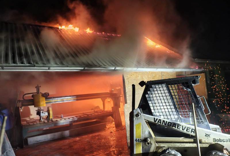 Incendii evitate la limită în Flămânzi și Dângeni. Curățarea coșurilor de fum salvează vieți și locuințe