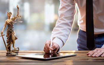 Legea semnăturii electronice intră în …