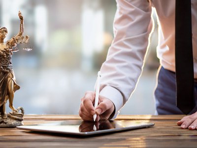 Legea semnăturii electronice intră în …